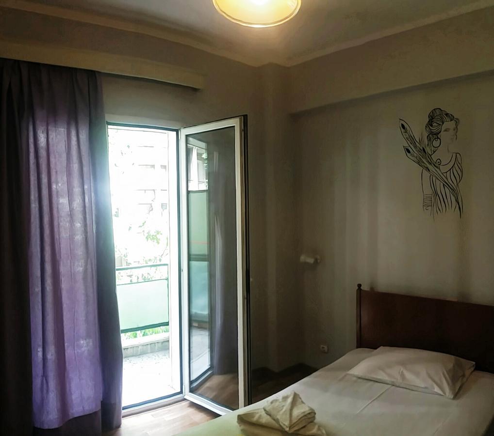 Theoxenia Hotel Atene Esterno foto